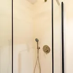 & Laura Apartment *