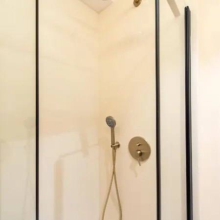 & Laura Апартаменти *